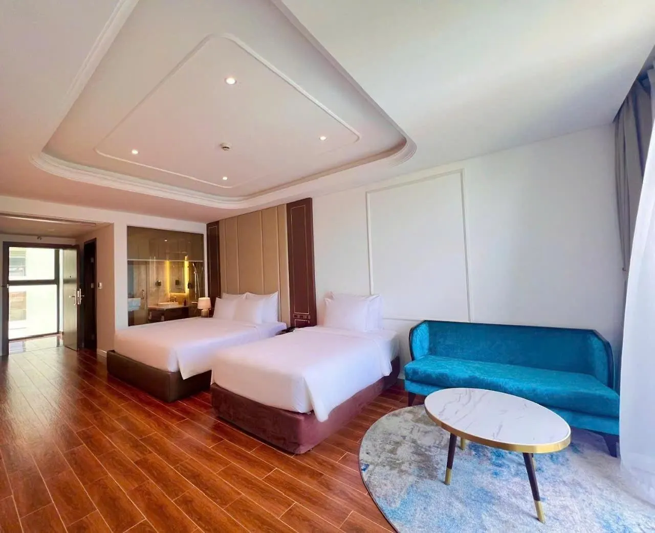Oyster Bay Hotel Vung Tau 4*,  Vietnam