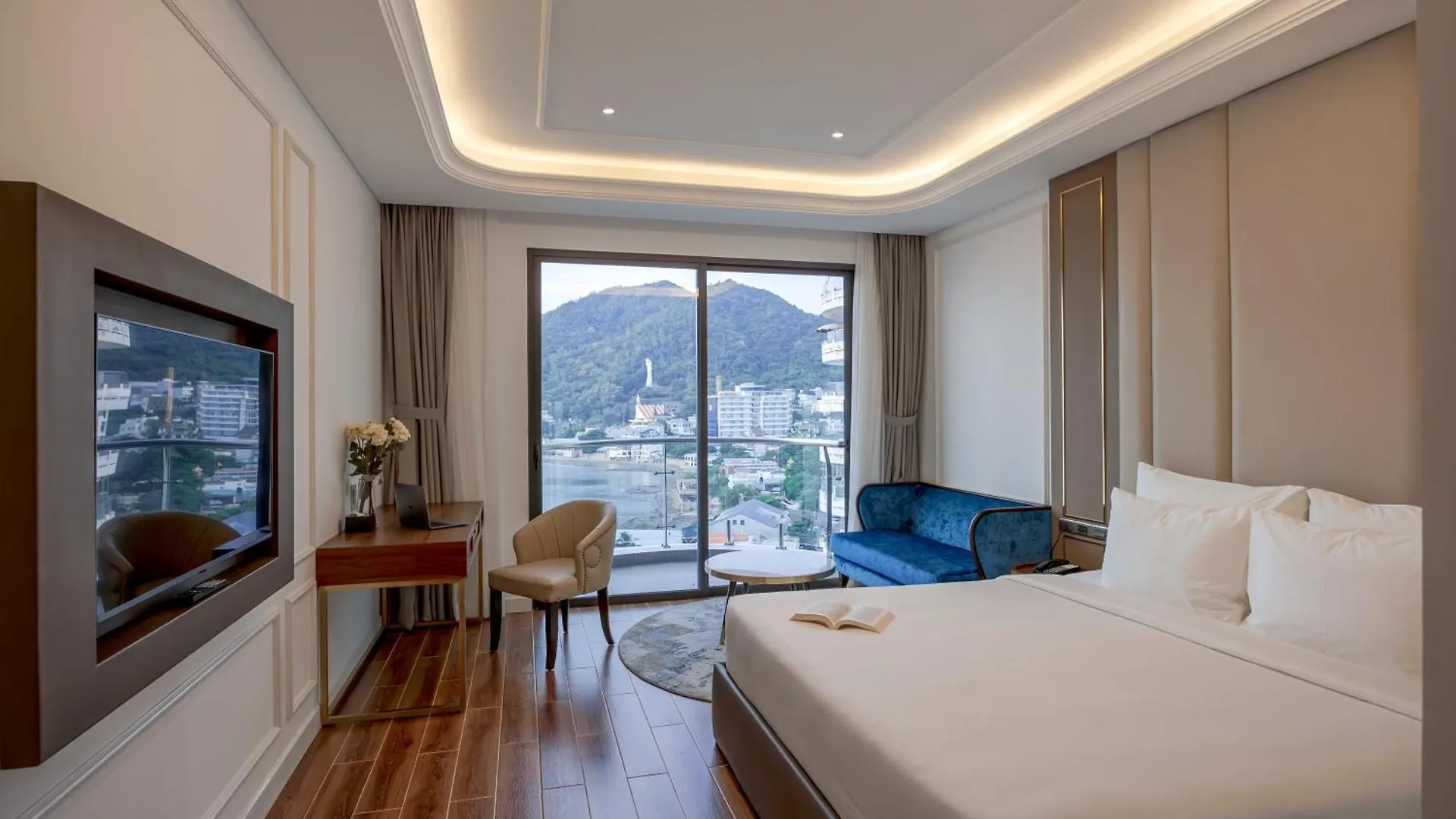 Oyster Bay Hotel Vung Tau